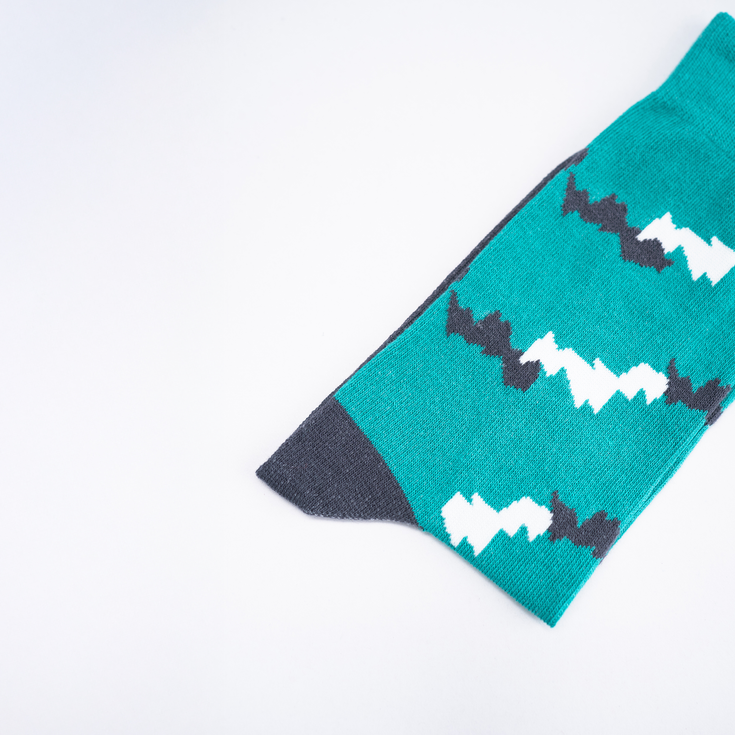 Jagged Art - Teal Blue / Ash and White